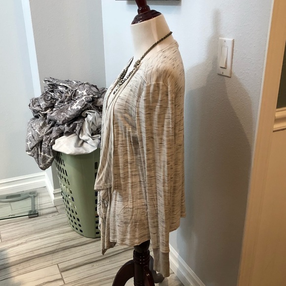 NWOT! Articles of Society Cascading Open front Cardigan - Picture 5 of 8